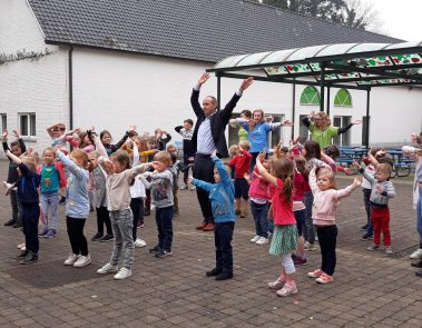 wim dries stad genk 3600 iedereen genkt voluit voor genk kinderen